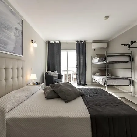 Village 招待所 拉哥斯