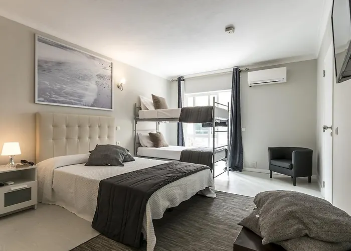 Village 게스트하우스