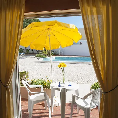 Πανσιόν Village 4*