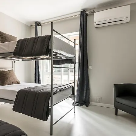 Πανσιόν Village