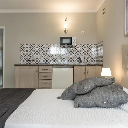 Village Гостевой дом 4*